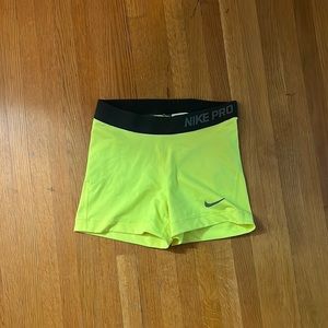 Women’s small nike pro